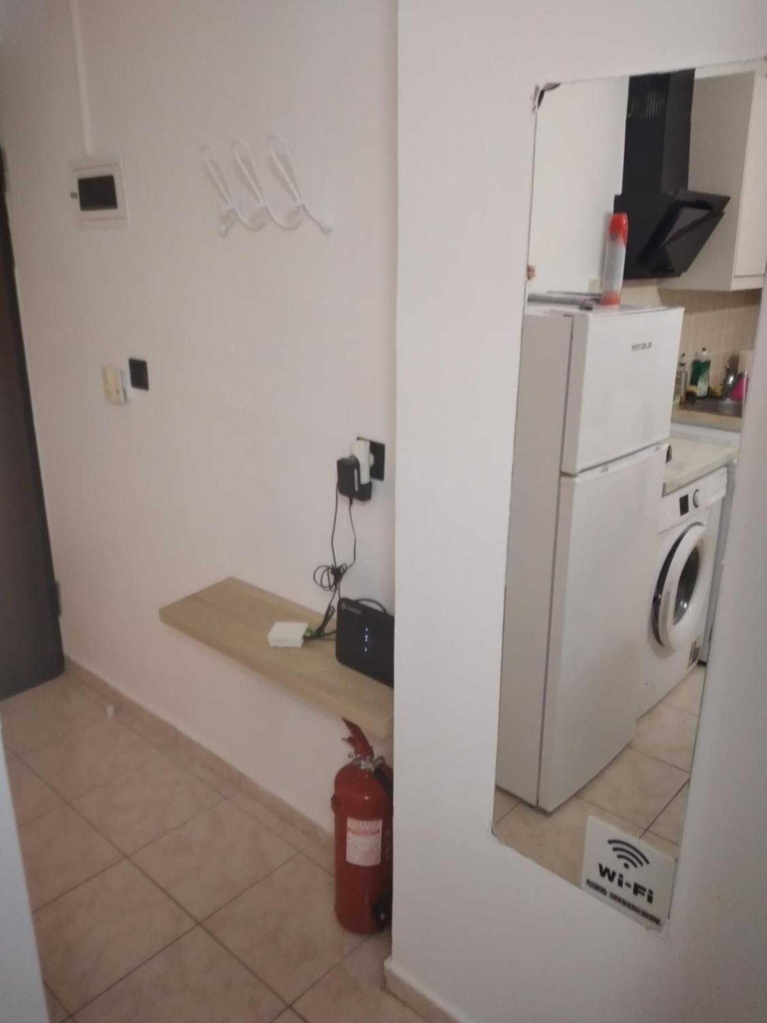 Izabela'S Apartment Mesolóngion المظهر الخارجي الصورة
